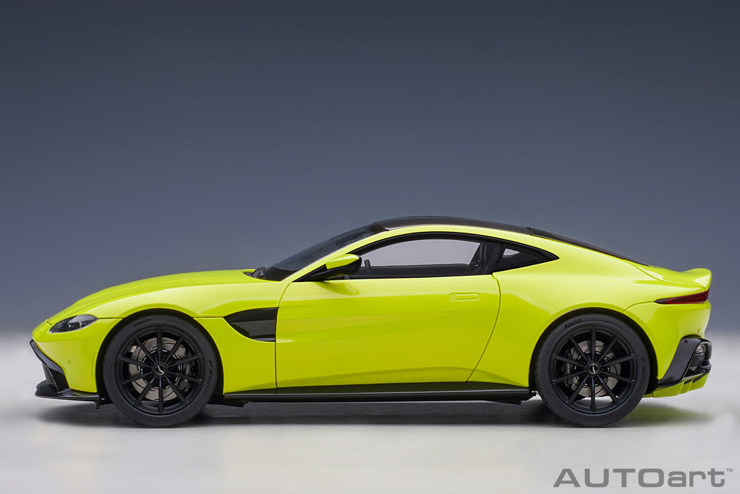 Aston Martin Vantage