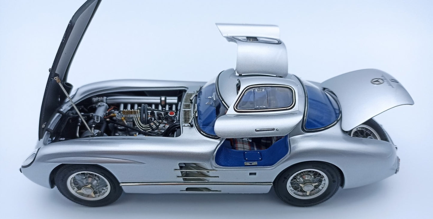 Mercedes-Benz 300 SLR Uhlenhaut Coupé